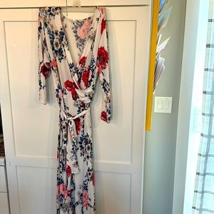 Pink Blush Maxi dress, can be maternity or non Maternity. Size small